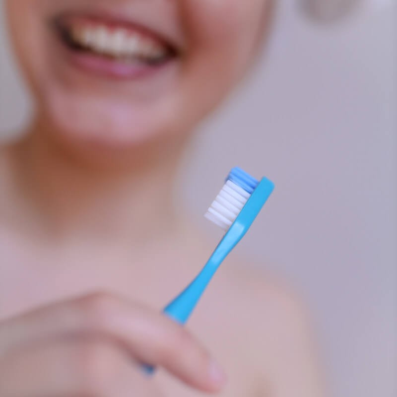 Szczoteczka do zębów z bioplastiku + 3 wymienne głowice, turquoise blue, włosie miękkie, Lamazuna